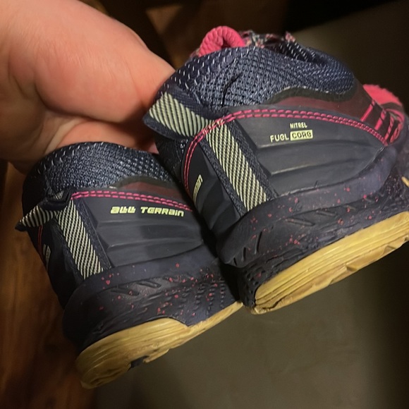 New Balance all terrain Trail Sneakers - Picture 4 of 7